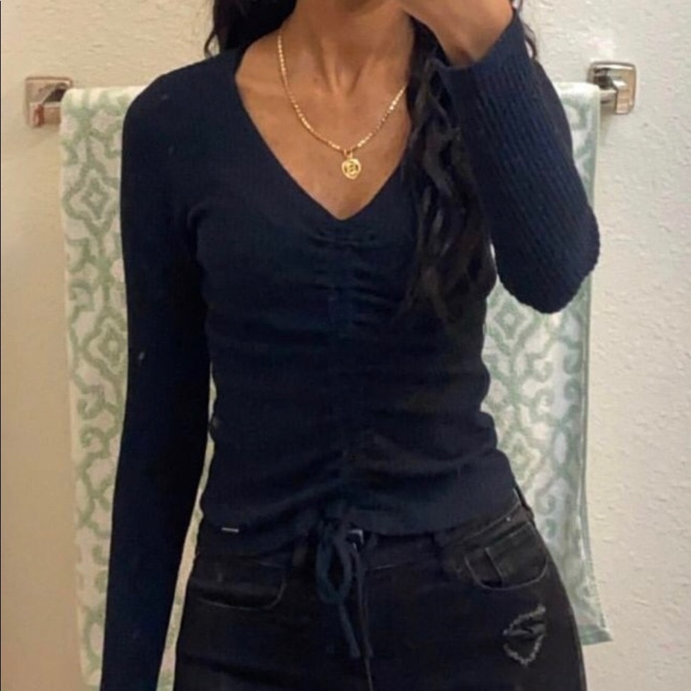 Black Long-sleeve Top